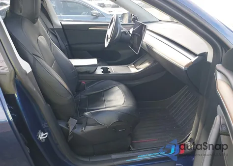 2023 Tesla Model Y Awd/Long Range Dual Motor All-Wheel Drive from USA, damaged, VIN 7SAYGAEE1PF970785